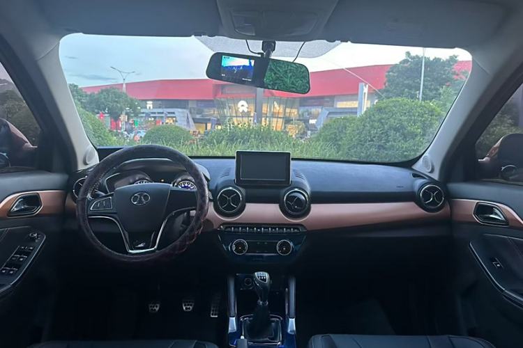 Used BAIC Senova X35 2016 1.5L Manual Elite Edition Interior 1