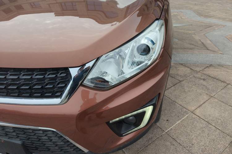Used BAIC Senova X35 2016 1.5L Manual Luxury Edition Left Front Headlight