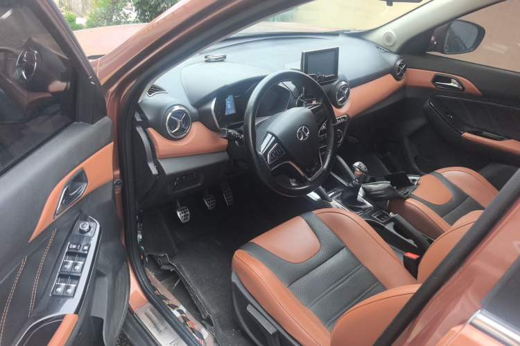 Used BAIC Senova X35 2016 1.5L Manual Luxury Edition Left Front Seat