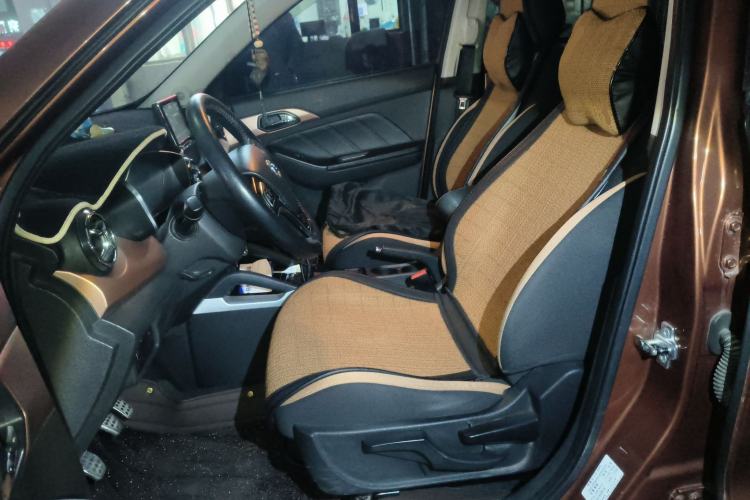 Used BAIC Senova X35 2016 1.5L Manual Elite Edition Left Front Seat