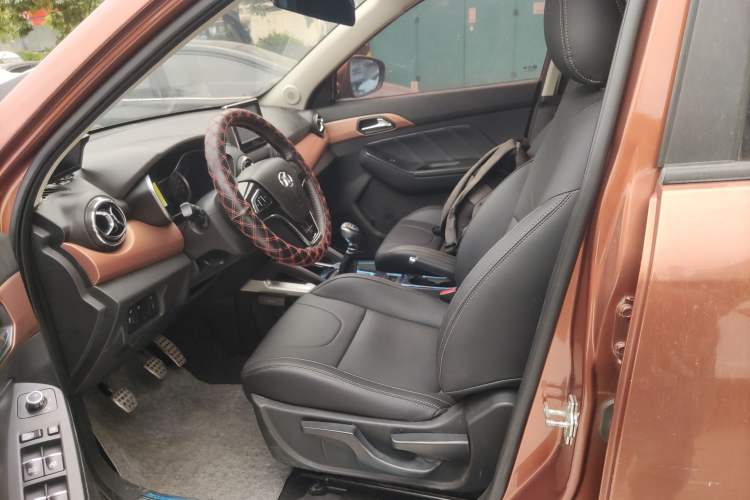 Used BAIC Senova X35 2016 1.5L Manual Elite Edition Left Front Seat
