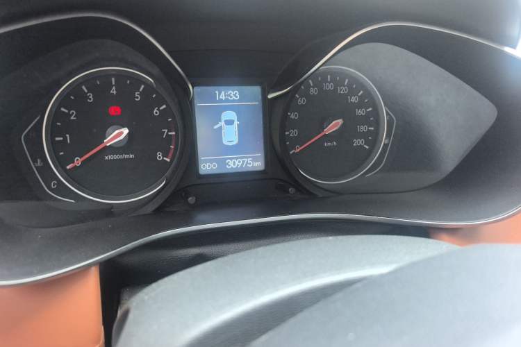 Used BAIC Senova X35 2016 1.5L Manual Luxury Edition Odometer Close Up