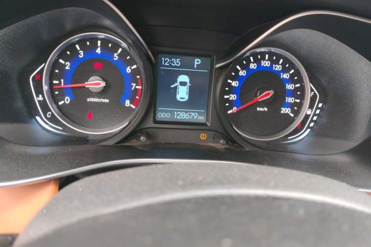 Used BAIC Senova X35 2016 1.5L Automatic Luxury Edition Odometer Close Up