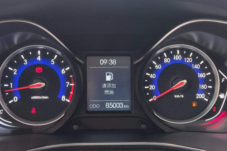 Used BAIC Senova X35 2016 1.5L Manual Luxury Edition Odometer Close Up