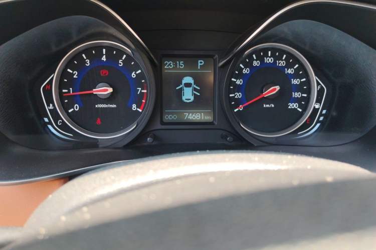 Used BAIC Senova X35 2016 1.5L Automatic Luxury Edition Odometer Close Up