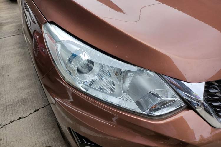 Used BAIC Senova X35 2016 1.5L Manual Elite Edition Right Front Headlight