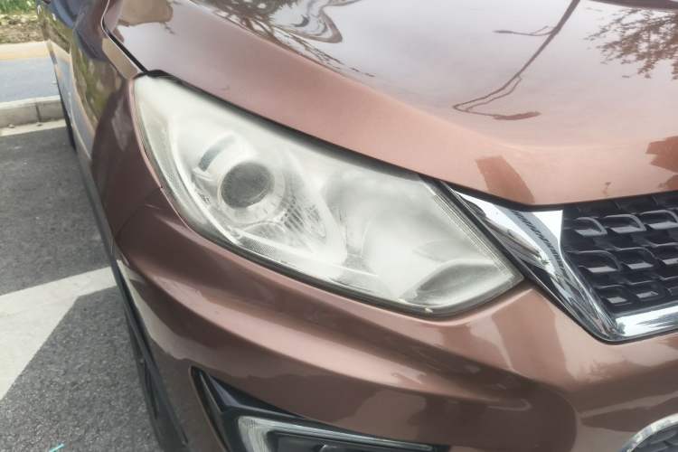 Used BAIC Senova X35 2016 1.5L Manual Luxury Edition Right Front Headlight