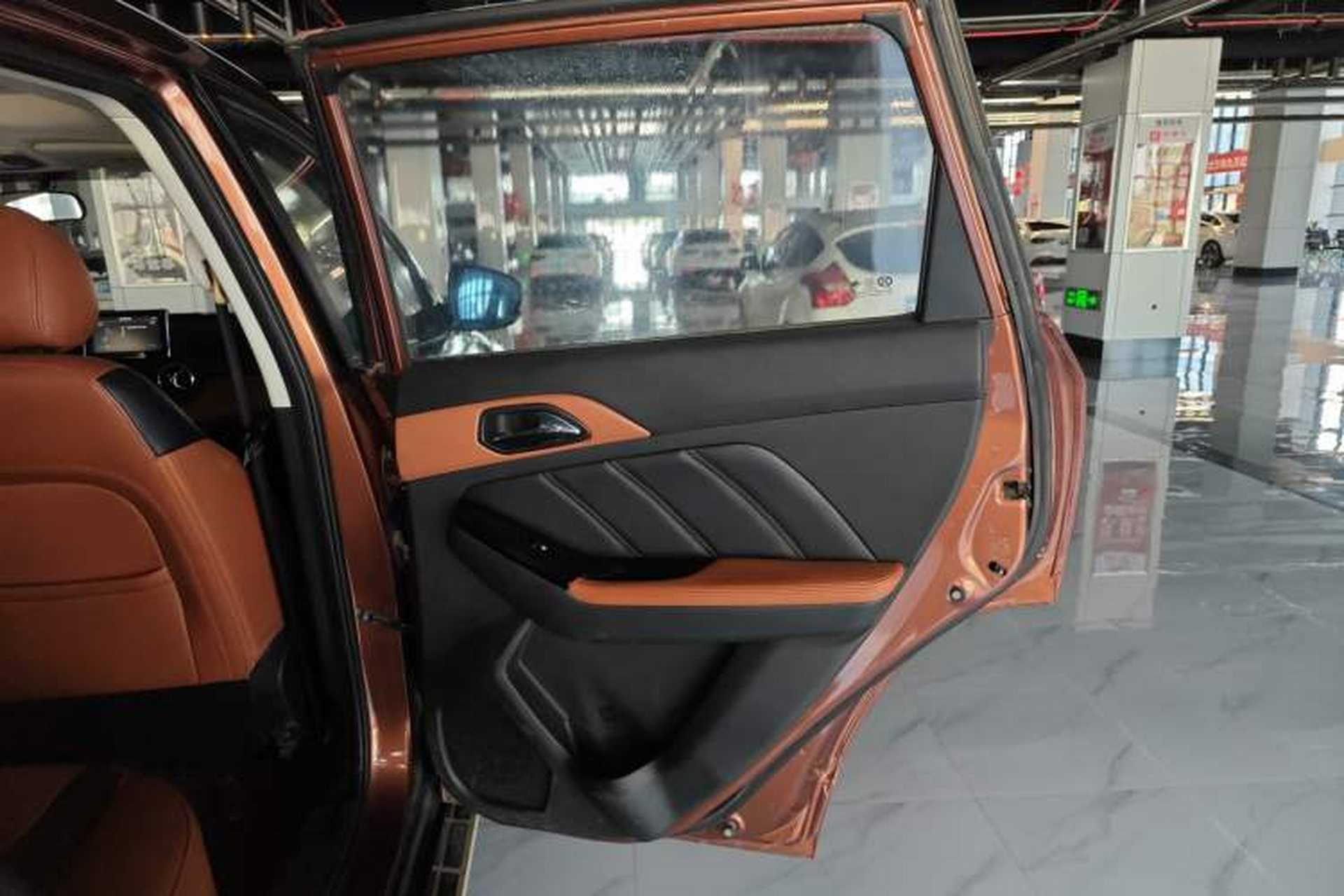 Used BAIC Senova X35 2016 1.5L Manual Luxury Edition Right Rear Door Interior