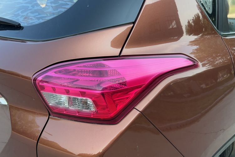 Used BAIC Senova X35 2016 1.5L Manual Luxury Edition Right Rear Taillight