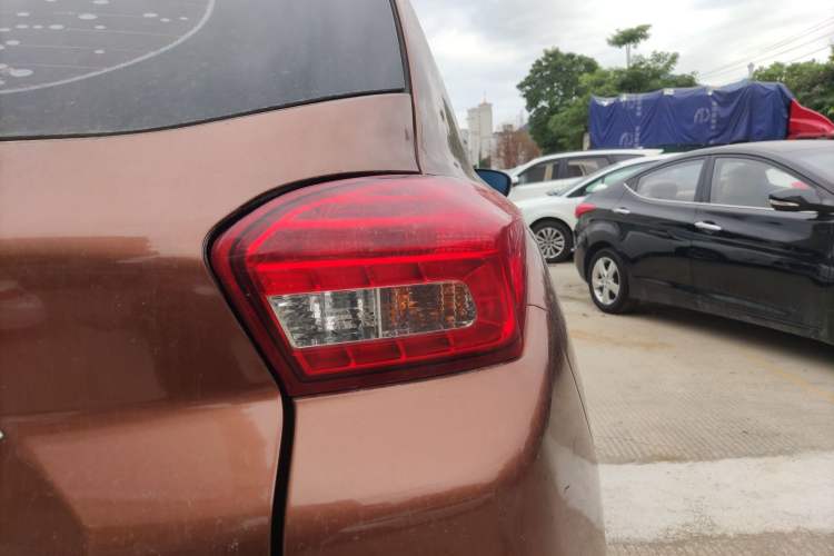 Used BAIC Senova X35 2016 1.5L Manual Elite Edition Right Rear Taillight