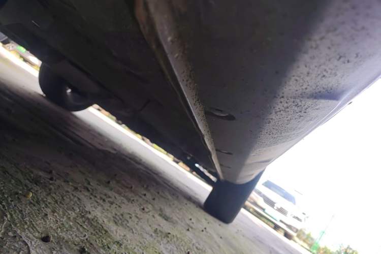 Used BAIC Senova X35 2016 1.5L Automatic Luxury Edition Right Side Sill