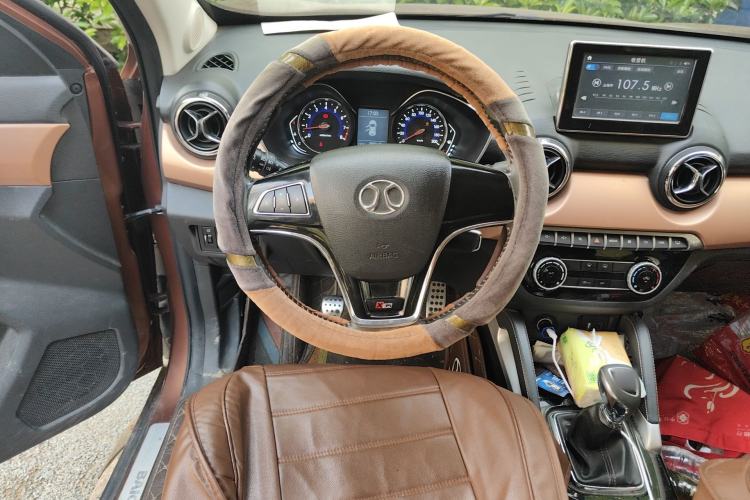 Used BAIC Senova X35 2016 1.5L Manual Elite Edition Steering Wheel