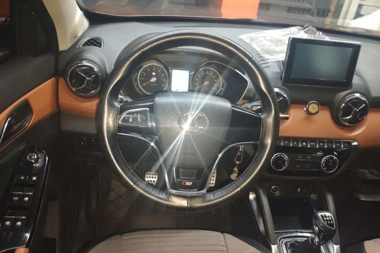Used BAIC Senova X35 2016 1.5L Manual Luxury Edition Steering Wheel