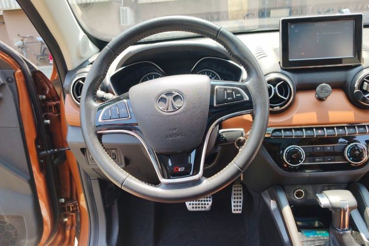 Used BAIC Senova X35 2016 1.5L Automatic Luxury Edition Steering Wheel