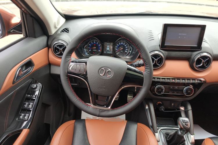 Used BAIC Senova X35 2016 1.5L Manual Luxury Edition Steering Wheel