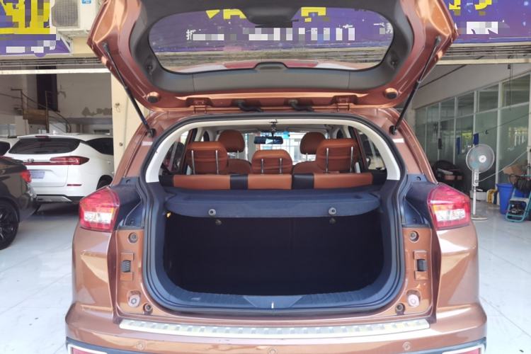 Used BAIC Senova X35 2016 1.5L Automatic Luxury Edition Trunk