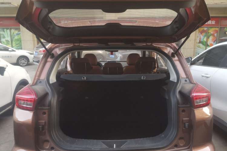 Used BAIC Senova X35 2016 1.5L Manual Luxury Edition Trunk