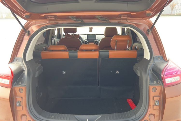 Used BAIC Senova X35 2016 1.5L Manual Luxury Edition Trunk