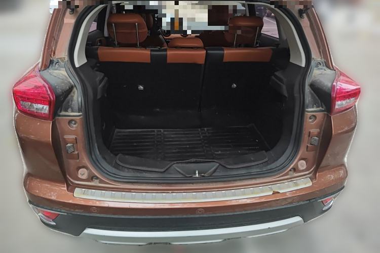 Used BAIC Senova X35 2016 1.5L Manual Luxury Edition Trunk