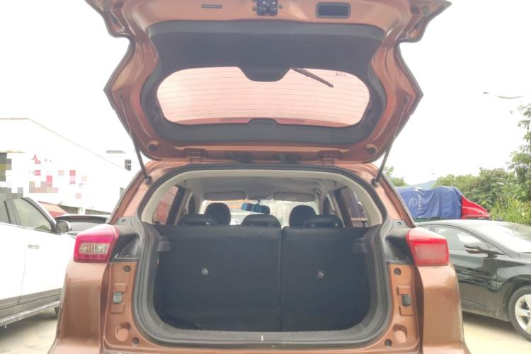 Used BAIC Senova X35 2016 1.5L Manual Elite Edition Trunk