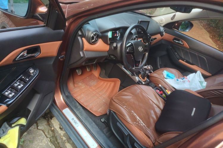 Used BAIC Senova X35 2016 1.5L Manual Luxury Edition Driver Seat