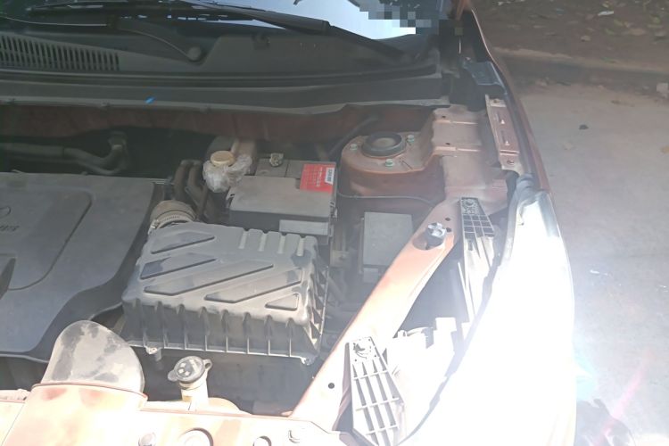 Used BAIC Senova X35 2016 1.5L Automatic Luxury Edition Engine Bay Left