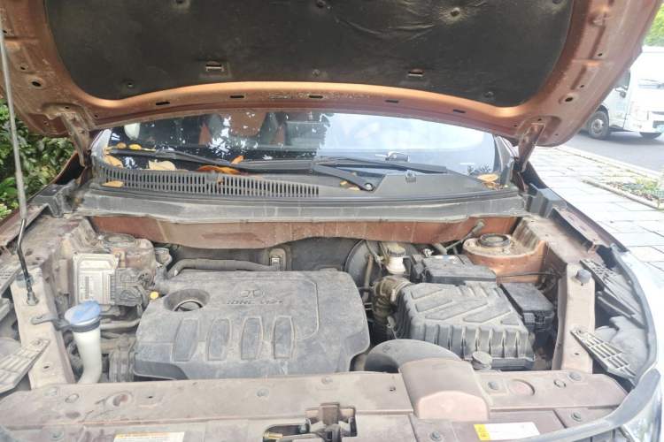 Used BAIC Senova X35 2016 1.5L Automatic Luxury Edition Engine Bay