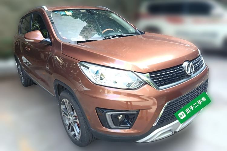 Used BAIC Senova X35 2016 1.5L Automatic Luxury Edition Front Right 45 Deg