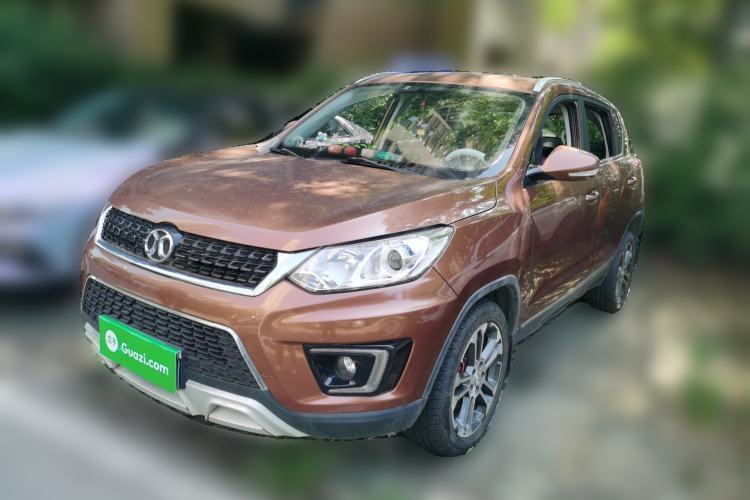 Used BAIC Senova X35 2016 1.5L Automatic Luxury Edition Guazi used car, China used car export, Used car for sale, Used cars, Cheapest cars for sale