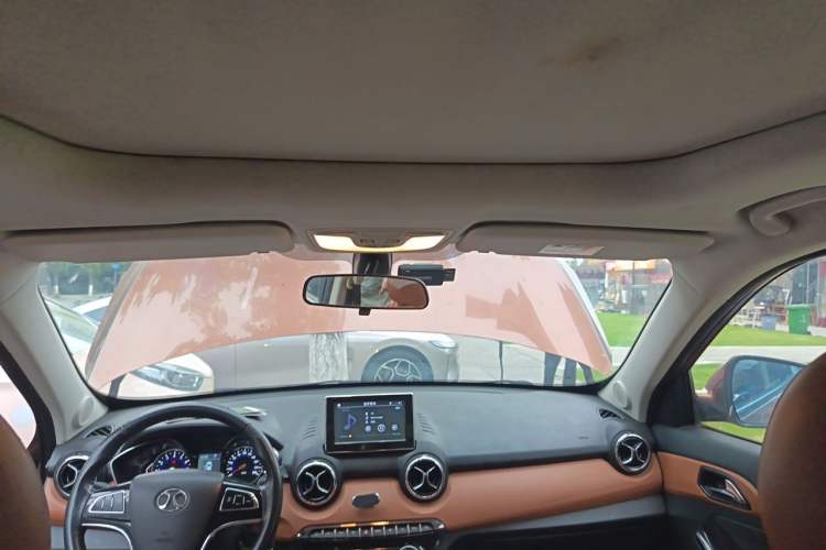 Used BAIC Senova X35 2016 1.5L Automatic Prestige Edition Headliner