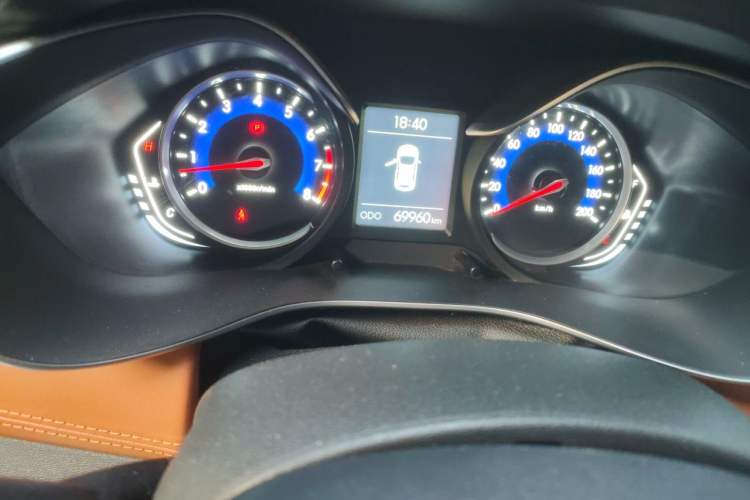 Used BAIC Senova X35 2016 1.5L Manual Luxury Edition Odometer Close Up
