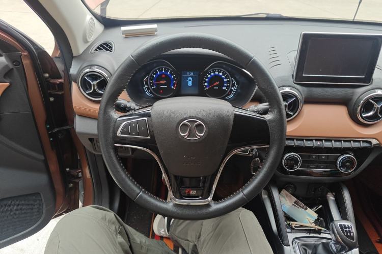 Used BAIC Senova X35 2016 1.5L Manual Luxury Edition Steering Wheel
