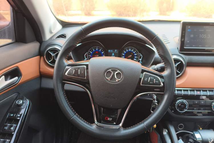 Used BAIC Senova X35 2016 1.5L Automatic Luxury Edition Steering Wheel