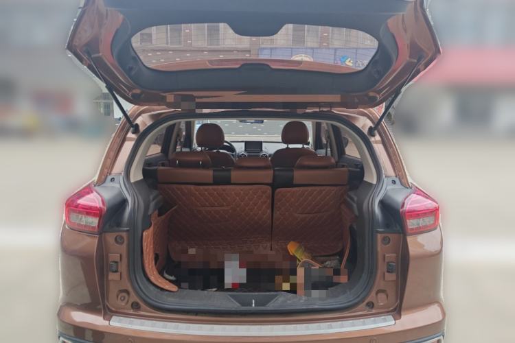 Used BAIC Senova X35 2016 1.5L Manual Luxury Edition Trunk
