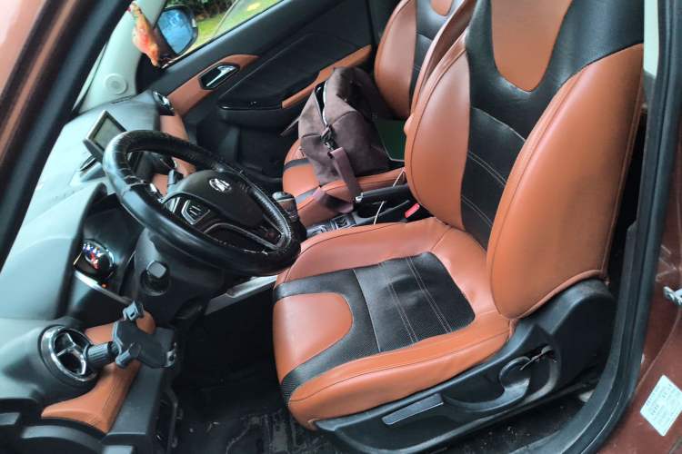 Used BAIC Senova X35 2016 1.5L Manual Luxury Edition Left Front Seat