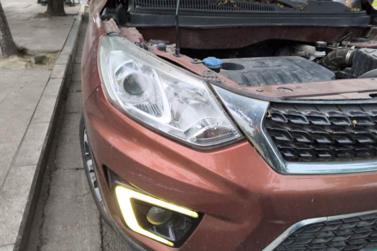 Used BAIC Senova X35 2016 1.5L Manual Luxury Edition Right Front Headlight