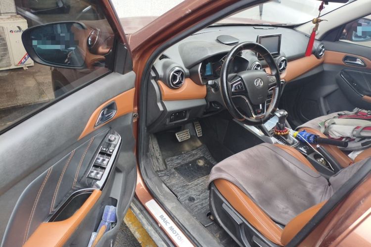 Used BAIC Senova X35 2016 1.5L Automatic Prestige Edition Driver Seat