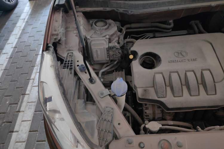 Used BAIC Senova X35 2016 1.5L Automatic Luxury Edition Engine Bay Right