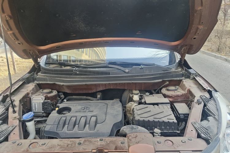 Used BAIC Senova X35 2016 1.5L Automatic Luxury Edition Engine Bay