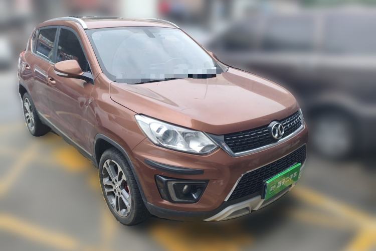 Used BAIC Senova X35 2016 1.5L Automatic Prestige Edition Front Right 45 Deg