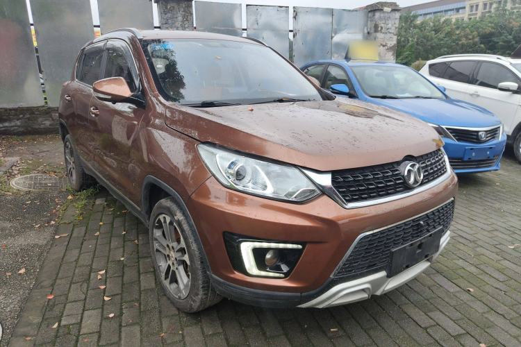 Used BAIC Senova X35 2016 1.5L Automatic Luxury Edition Front Right 45 Deg