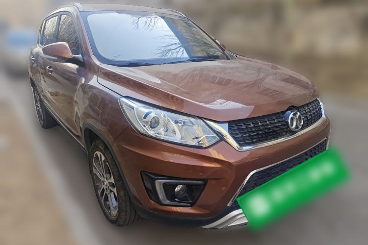 Used BAIC Senova X35 2016 1.5L Automatic Luxury Edition Front Right 45 Deg