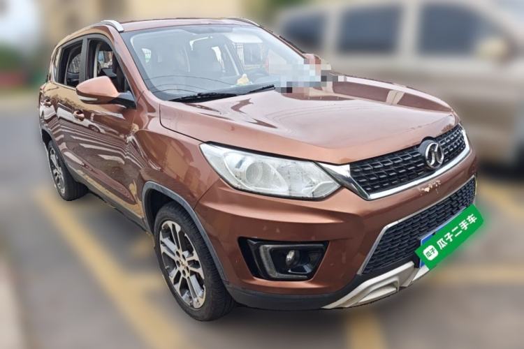 Used BAIC Senova X35 2016 1.5L Automatic Luxury Edition Front Right 45 Deg