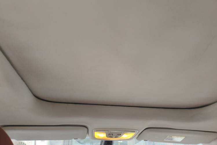 Used BAIC Senova X35 2016 1.5L Automatic Prestige Edition Headliner