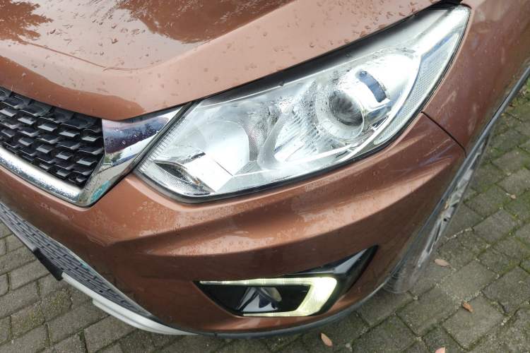 Used BAIC Senova X35 2016 1.5L Automatic Luxury Edition Left Front Headlight