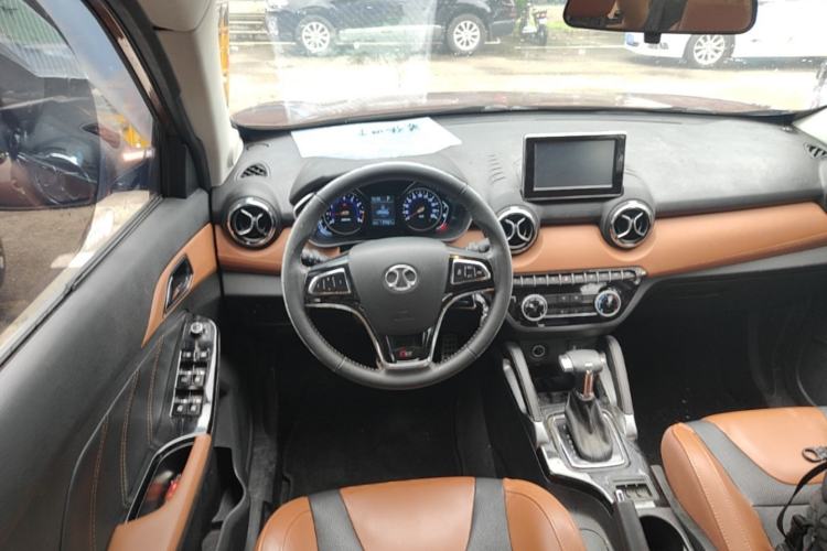 Used BAIC Senova X35 2016 1.5L Automatic Luxury Edition Steering Wheel