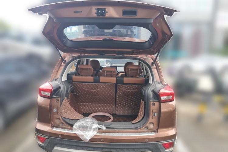 Used BAIC Senova X35 2016 1.5L Automatic Luxury Edition Trunk