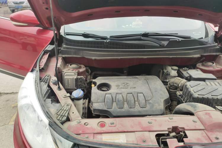 Used BAIC Senova X35 2016 1.5L Manual Luxury Edition Engine Bay Right