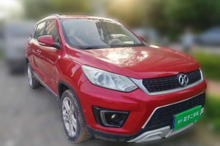 Used BAIC Senova X35 2016 1.5L Manual Luxury Edition Front Right 45 Deg