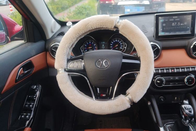 Used BAIC Senova X35 2016 1.5L Manual Luxury Edition Steering Wheel